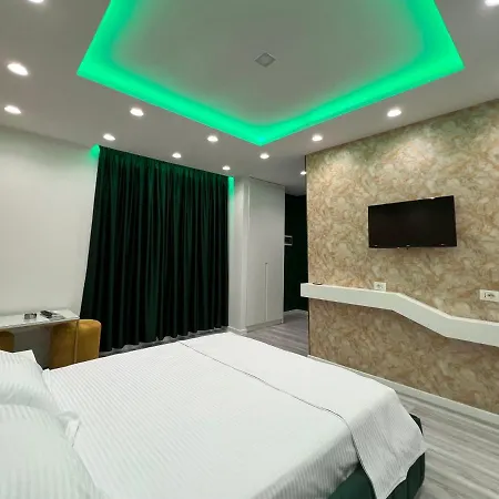Moonlight 4* فيير